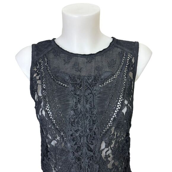 FREE PEOPLE black lace tank top, crew neck buttoned back size small - Picture 2 of 9